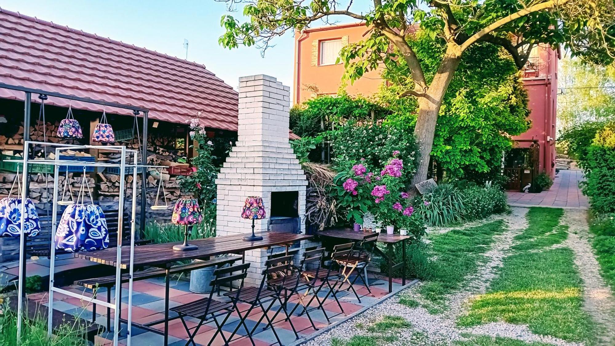 Penzion Vilka Podhajcanka Podhájska Exterior foto