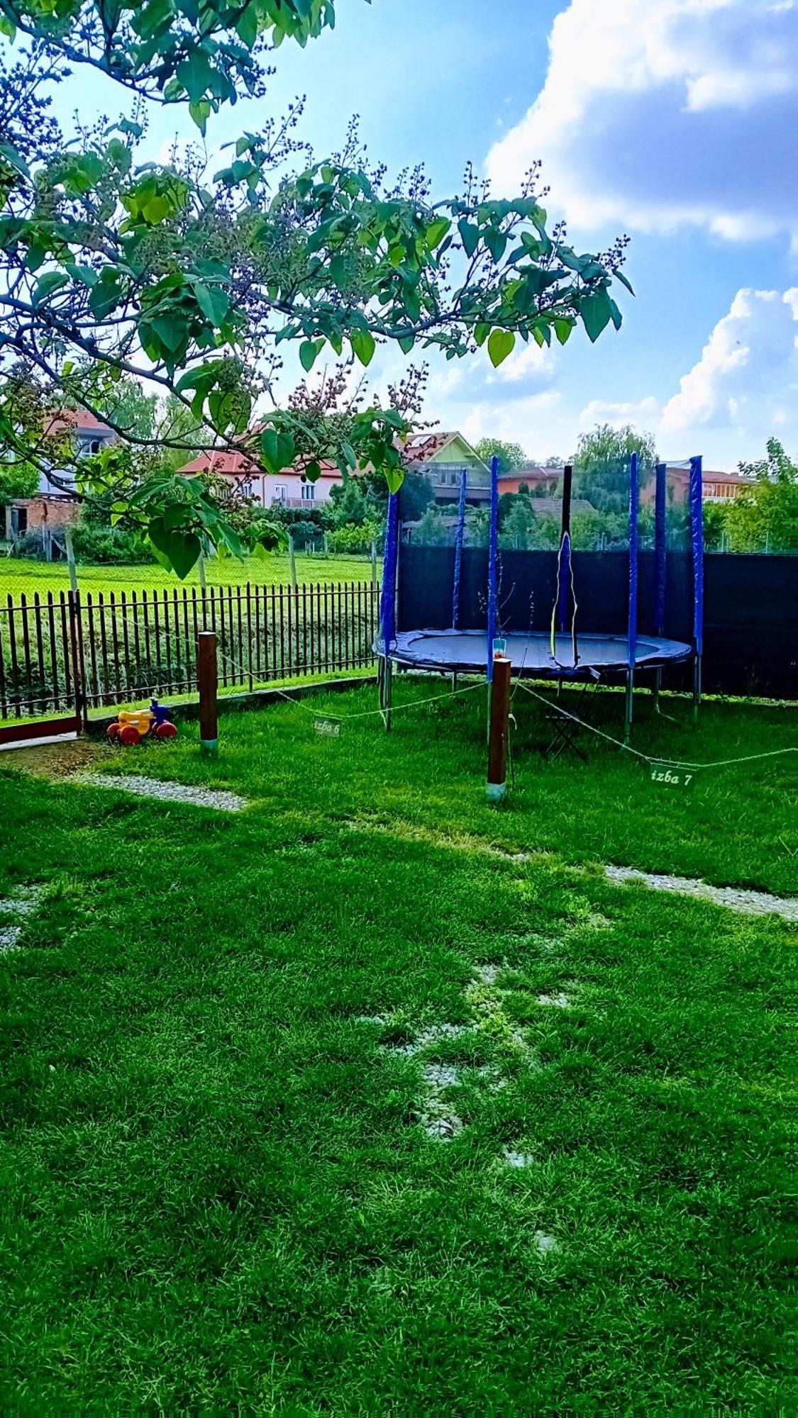 Penzion Vilka Podhajcanka Podhájska Exterior foto